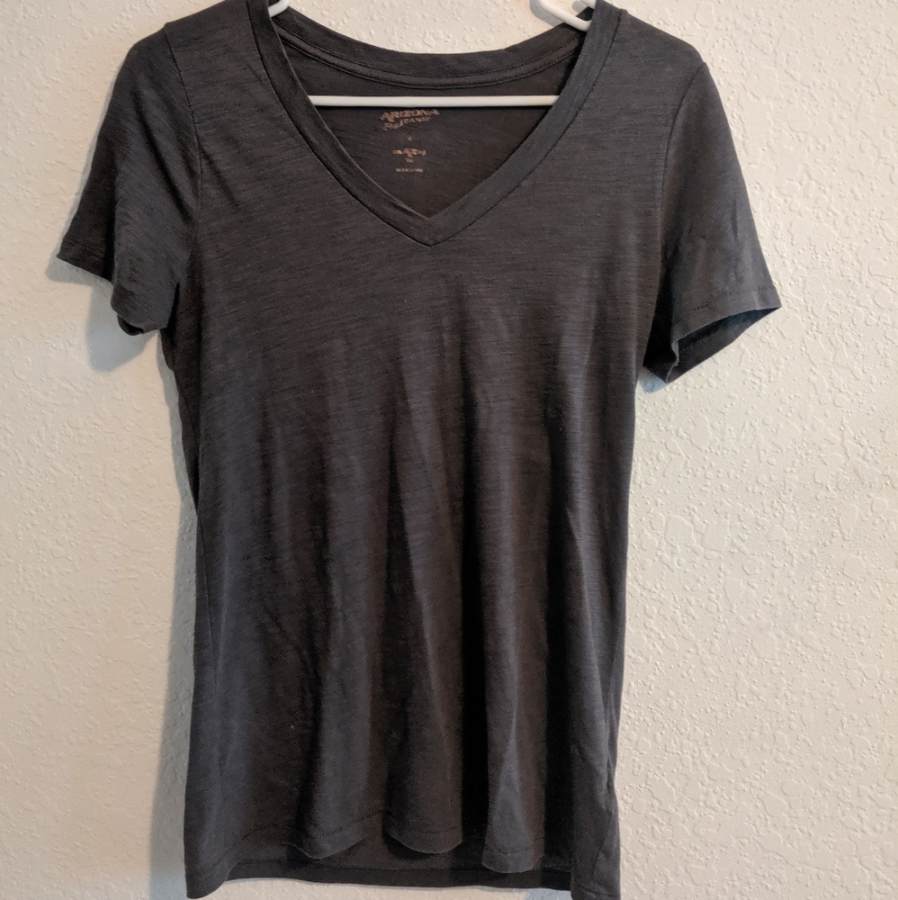 Grey top